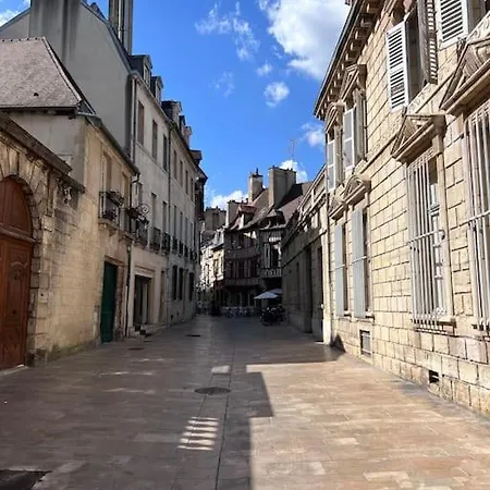 Apartamento Le Petit Hernoux Centre Historique *